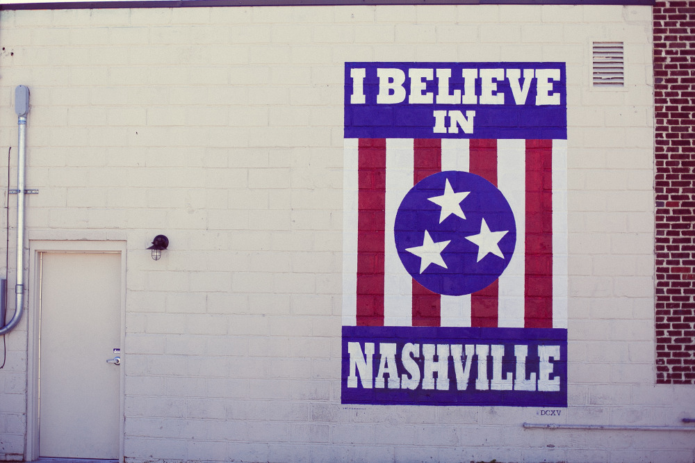Public Domain Images – I Believe In Nashville Tennessee Flag Bricks Wall Door Red Blue