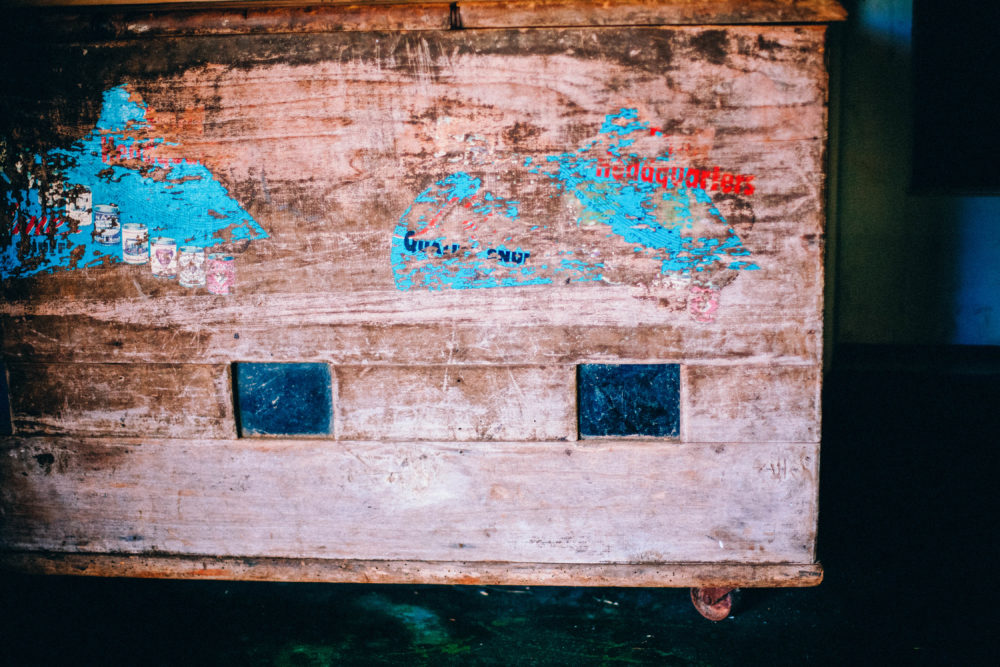 Free Stock Photos – Reclaimed Wood Old Vintage Chest Teal Red